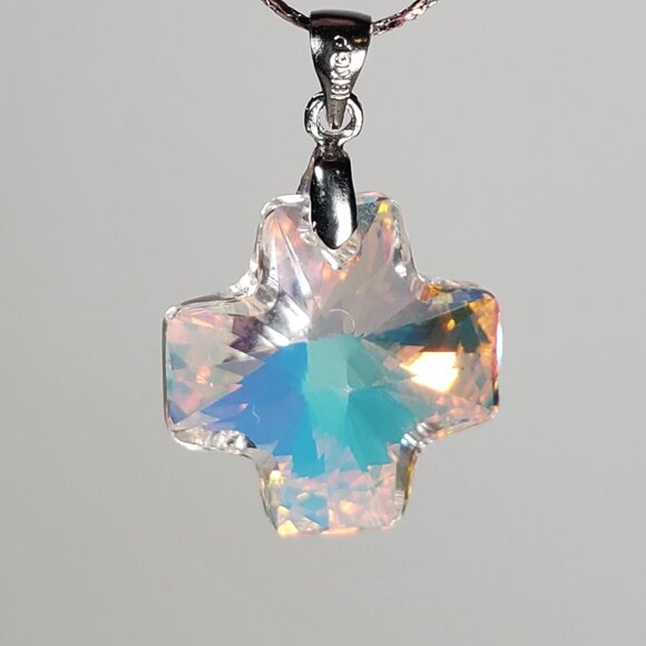 Vintage Italian Sterling Silver Chain with Crystal Cross Like Pendant - Picture 5 of 16